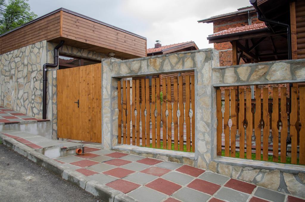Yoneda Houses Сапарева Баня Стая снимка